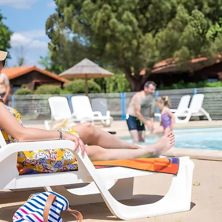 Bois 8 Domaine Les Epinettes Campingplatz Saint-Gervais (Vendee)